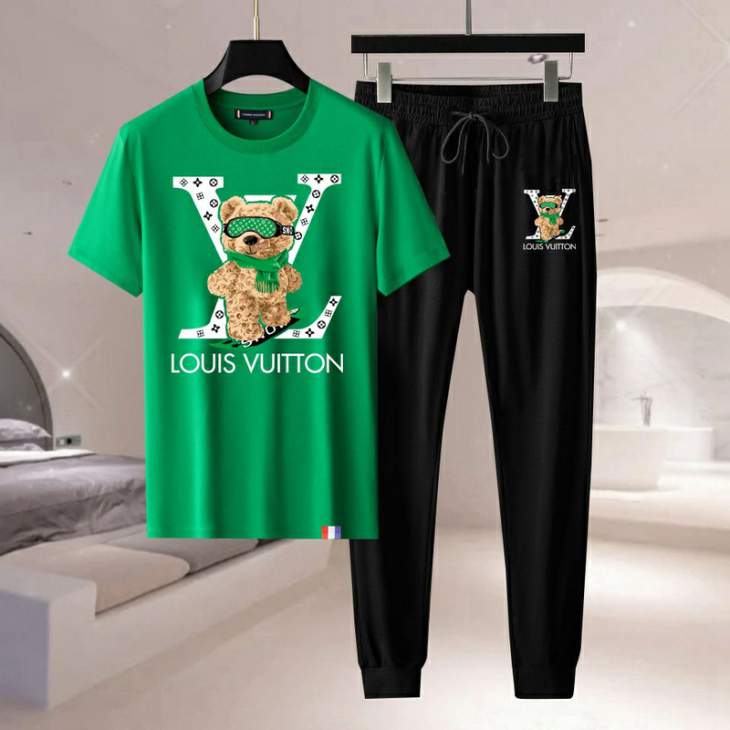 Picture of LV Shirt Pant Suits _SKULVM-4XL11Lr0323395